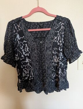 Lucky Brand Boho Flowy Breezy Lightweight Airy Patterned V-Neck Peasant Top